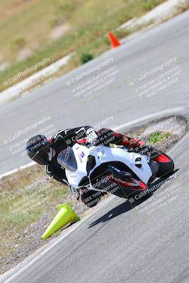 media/Apr-23-2023-TrackXperience (Sun) [[90816c9ee1]]/Level 2/session 4 turn 4/